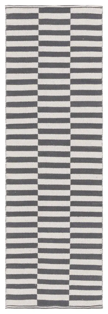 Safavieh Montauk 2'-3