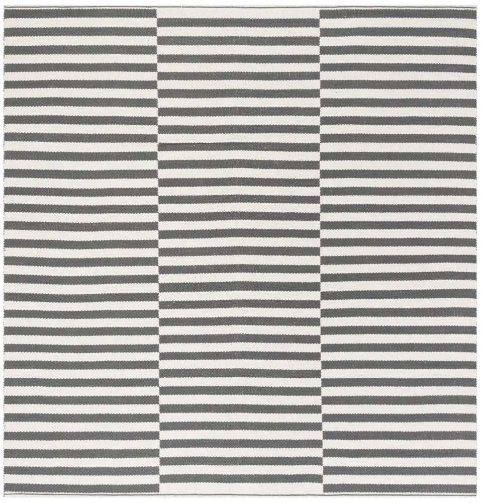 Safavieh Montauk 6'-0