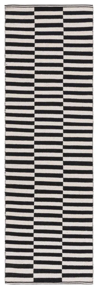 Safavieh Montauk 2'-3