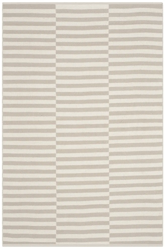 Safavieh Montauk 4'-0