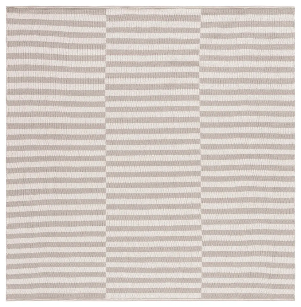 Safavieh Montauk 6'-0