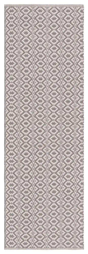 Safavieh Montauk 2'-3