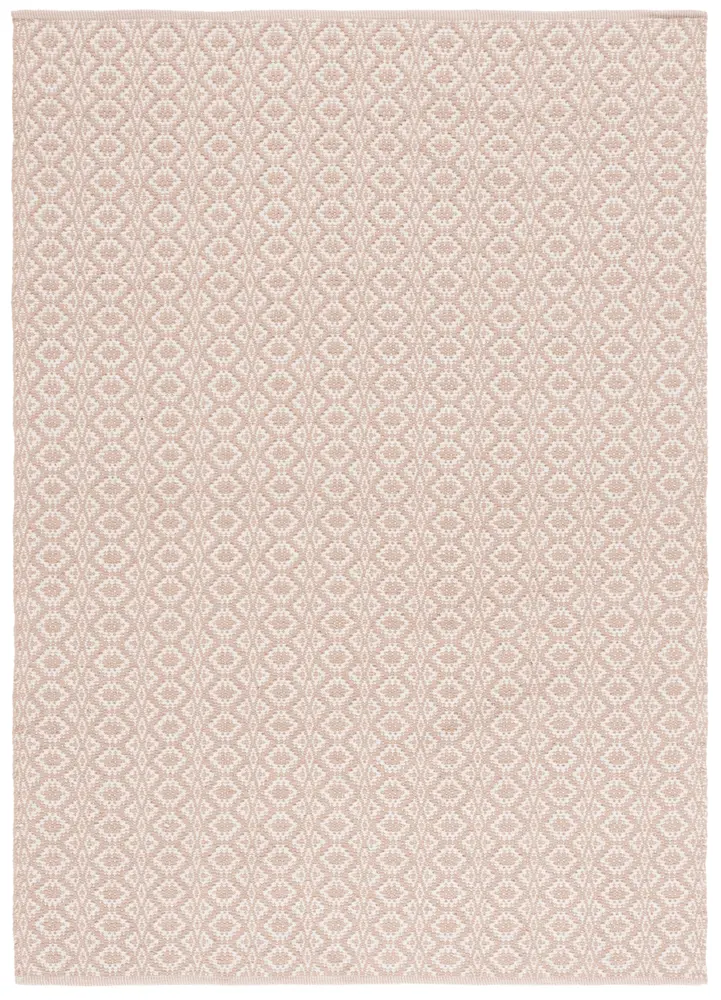 Safavieh Montauk 5'-0