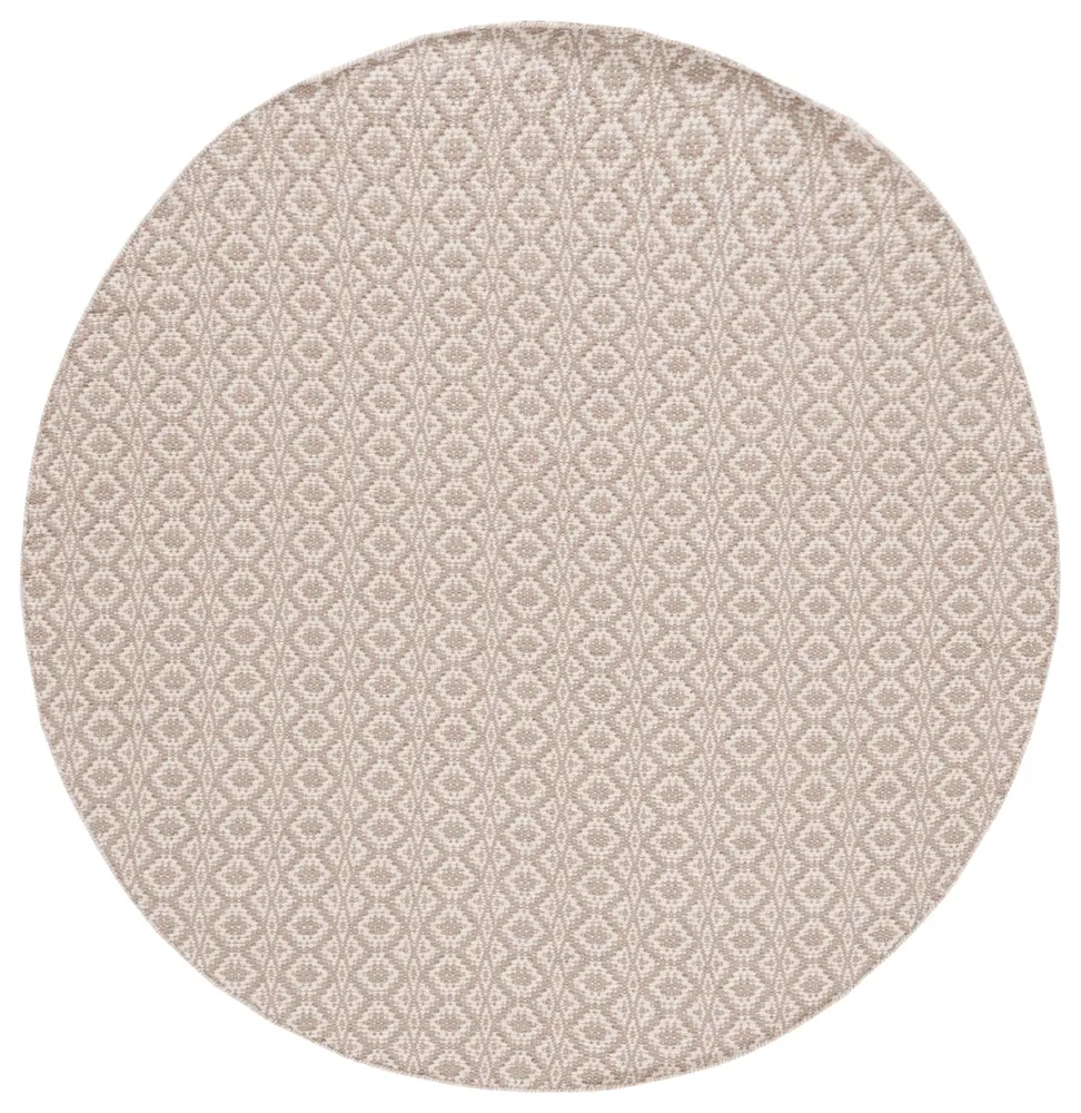 Safavieh Montauk 6'-0