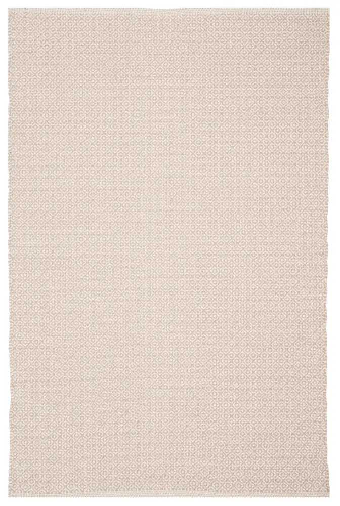 Safavieh Montauk 4'-0