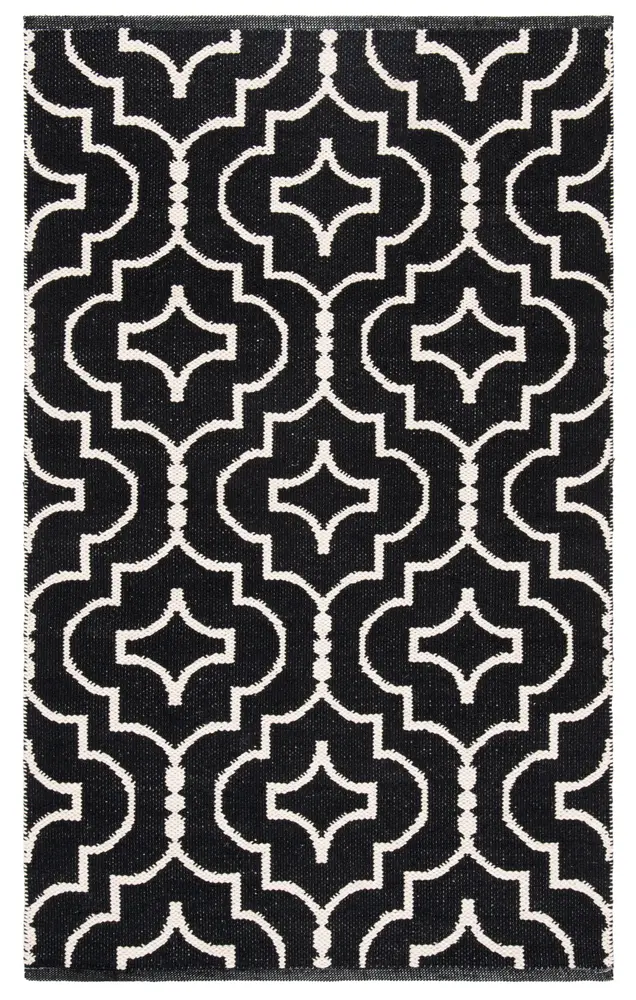 Safavieh Montauk 3'-0