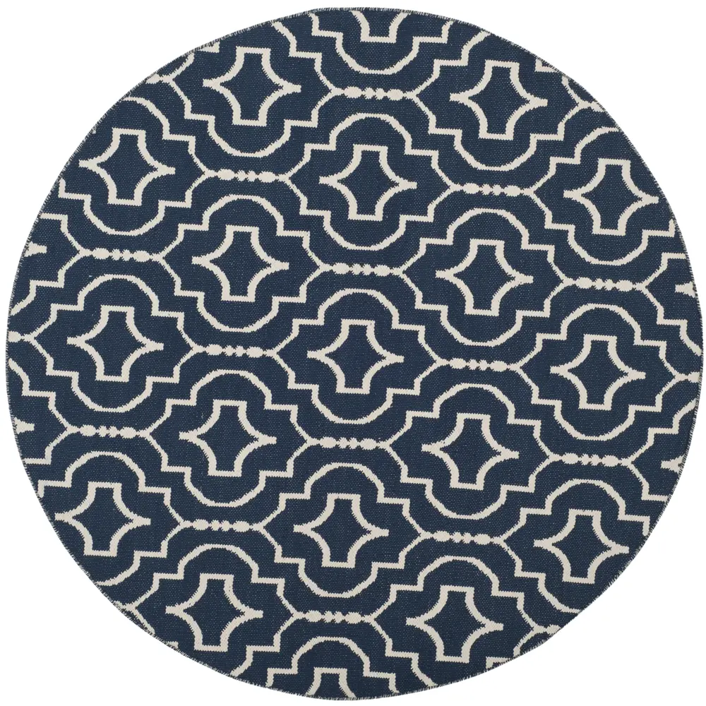 Safavieh Montauk 6'-0