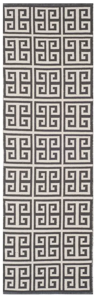 Safavieh Montauk 2'-3