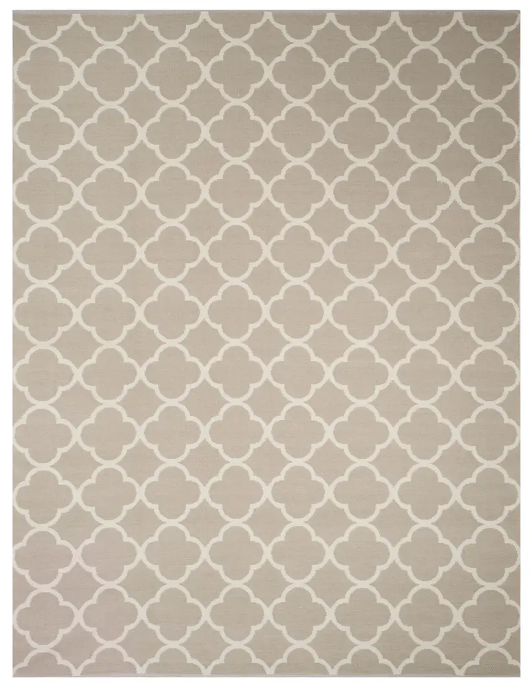 Safavieh Montauk 8'-0