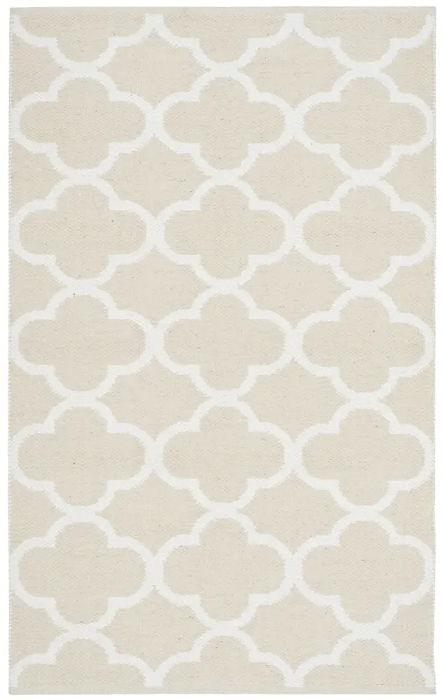 Safavieh Montauk 2'-6