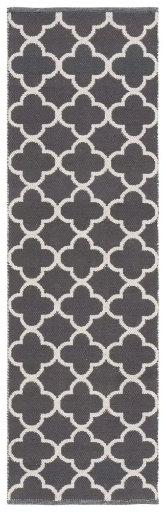 Safavieh Montauk 2'-3