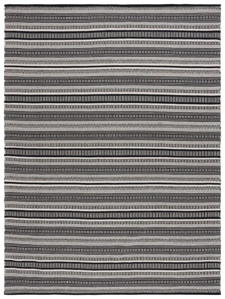 Safavieh Montauk 8'-0