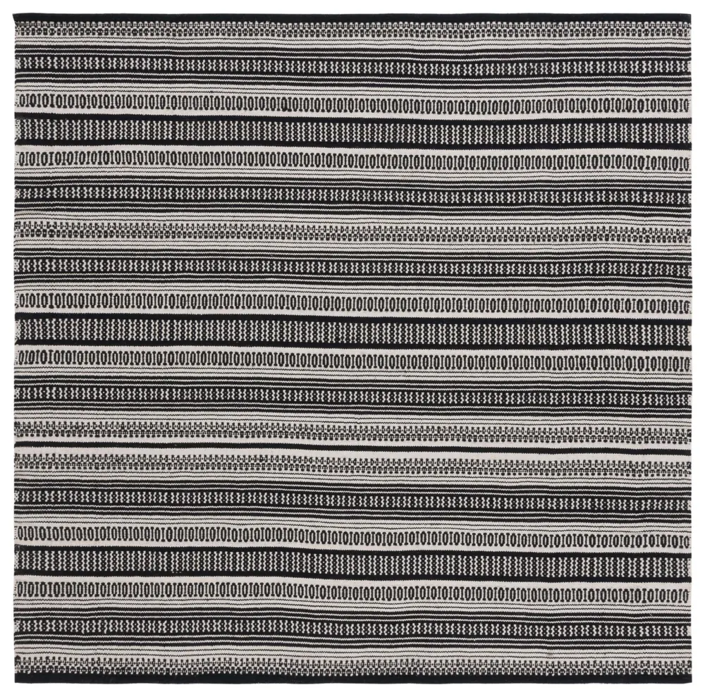 Safavieh Montauk 6'-0