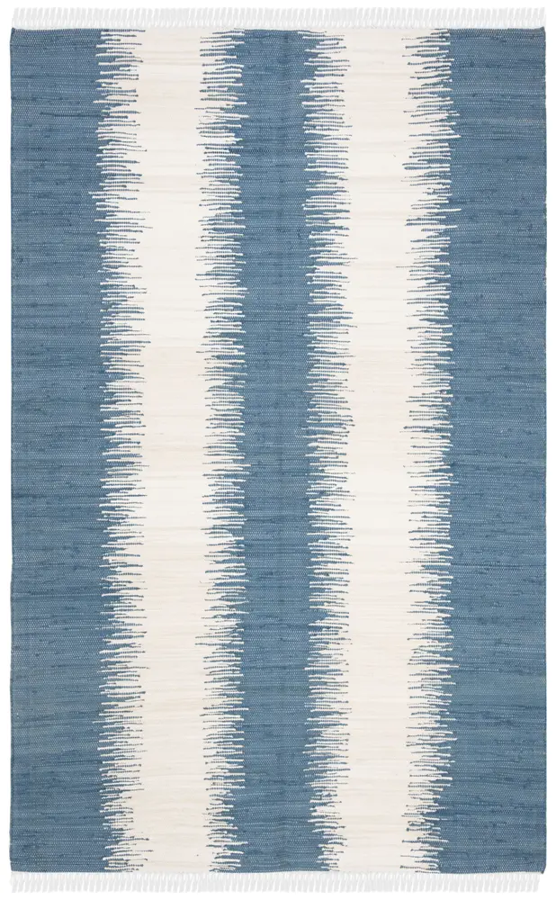 Safavieh Montauk 5'-0