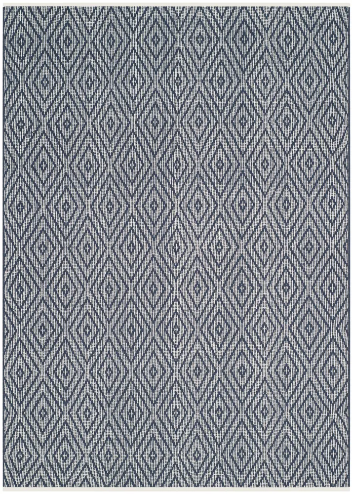 Safavieh Montauk 5'-0