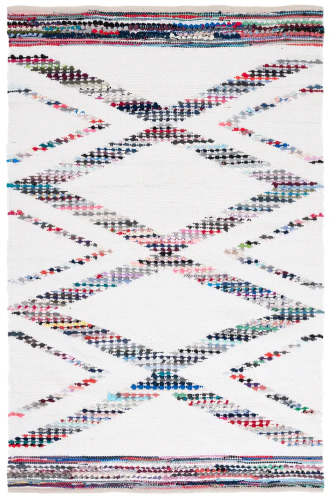 Safavieh Montauk 5'-0