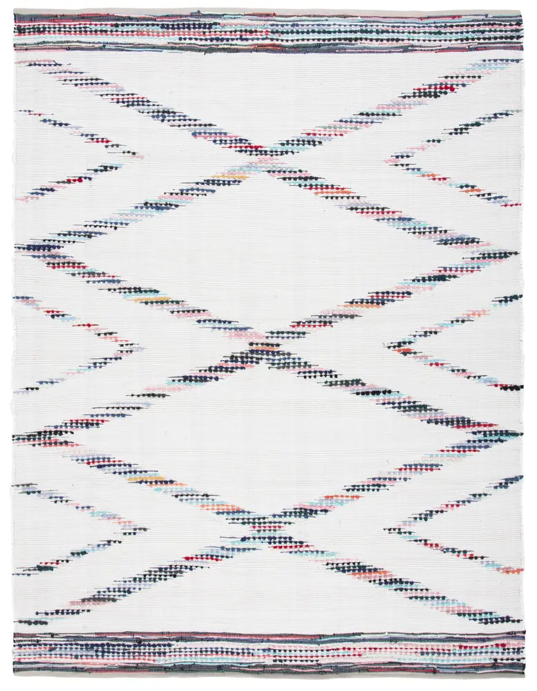 Safavieh Montauk 8'-0