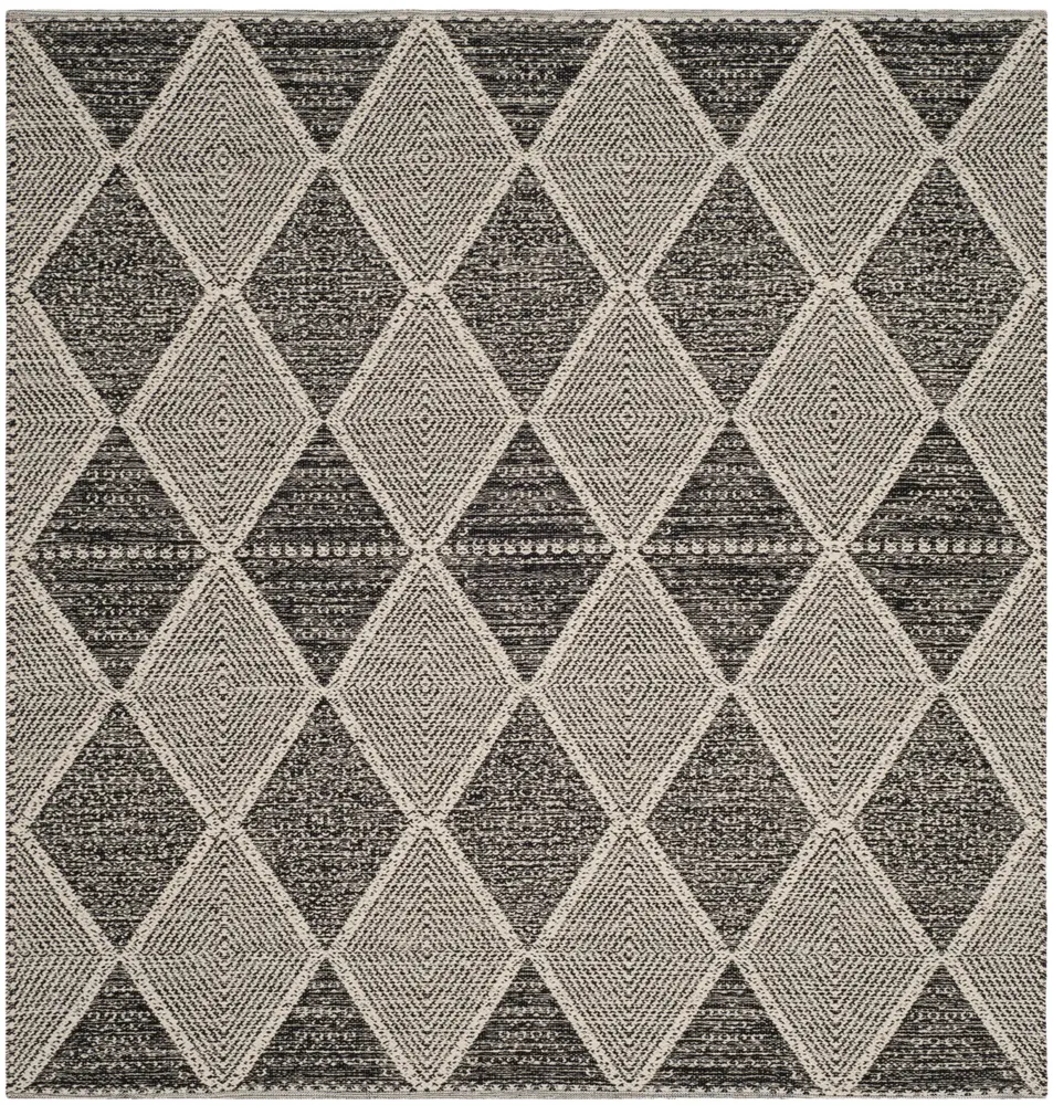 Safavieh Montauk 6'-0