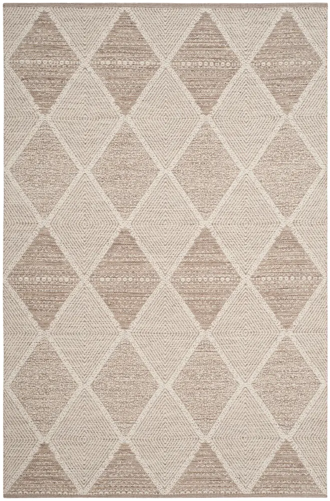 Safavieh Montauk 4'-0