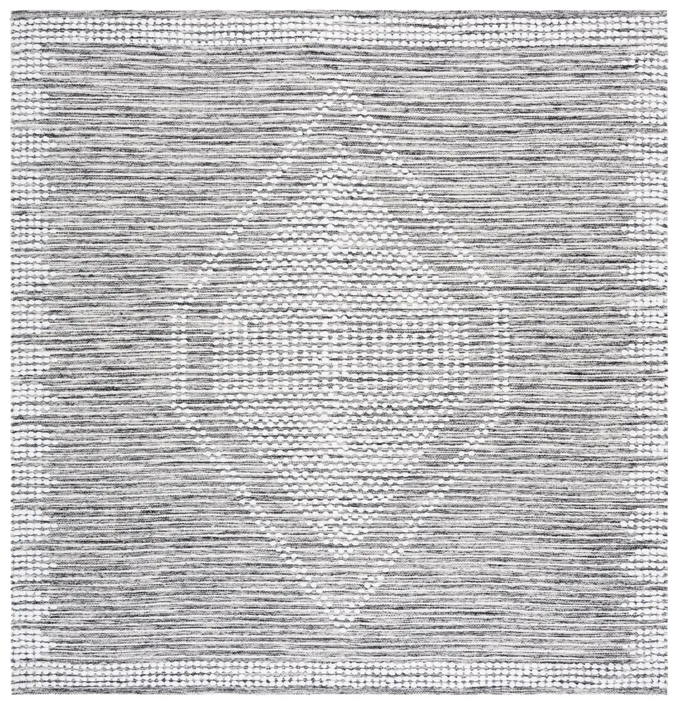 Safavieh Montauk 6'-0