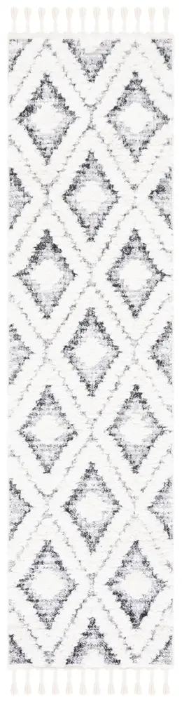 Safavieh Moroccan Tassel Shag 2'-3