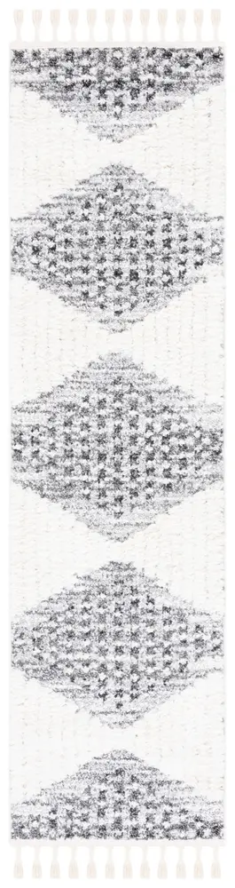 Safavieh Moroccan Tassel Shag 2'-3