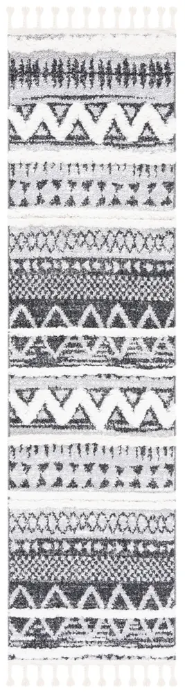 Safavieh Moroccan Tassel Shag 2'-3