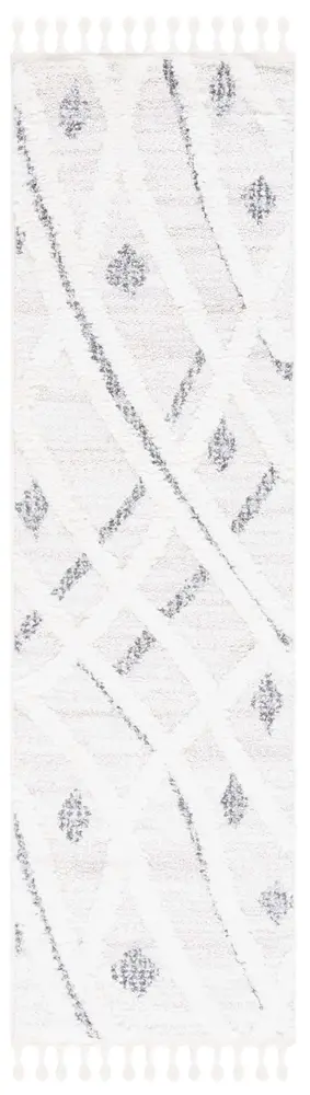 Safavieh Moroccan Tassel Shag 2'-3