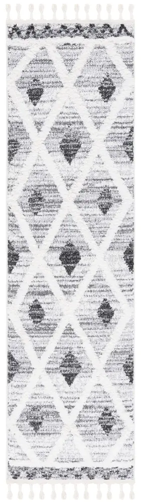 Safavieh Moroccan Tassel Shag 2'-3