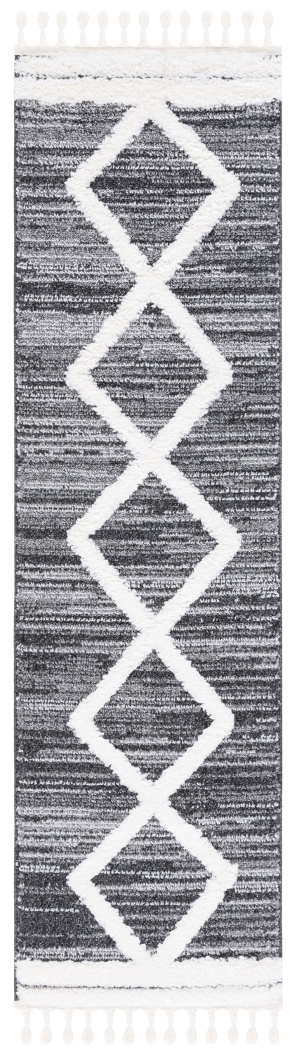 Safavieh Moroccan Tassel Shag 2'-3