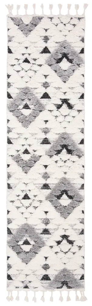 Safavieh Moroccan Tassel Shag 2'-3