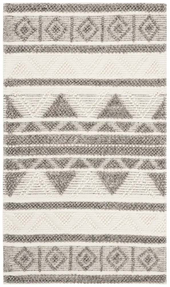 Safavieh Natura 3'-0