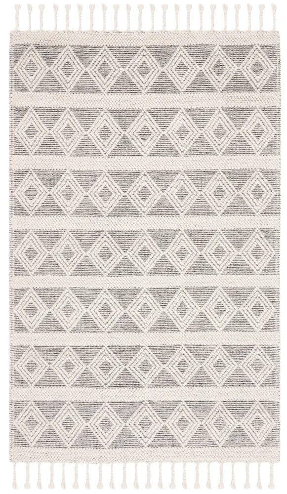 Safavieh Natura 4'-0