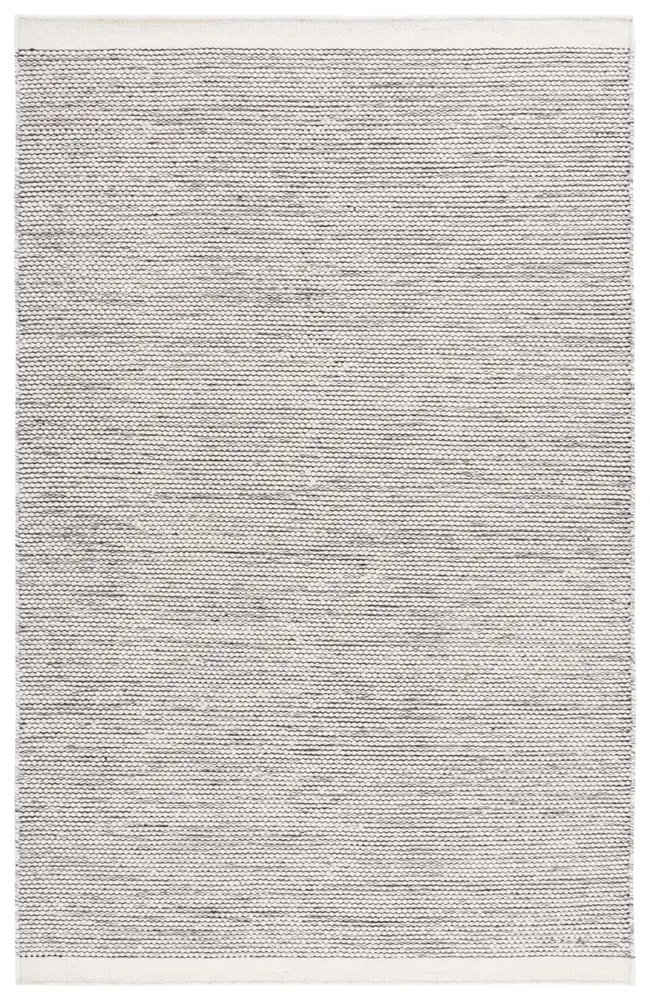 Safavieh Natura 4'-0