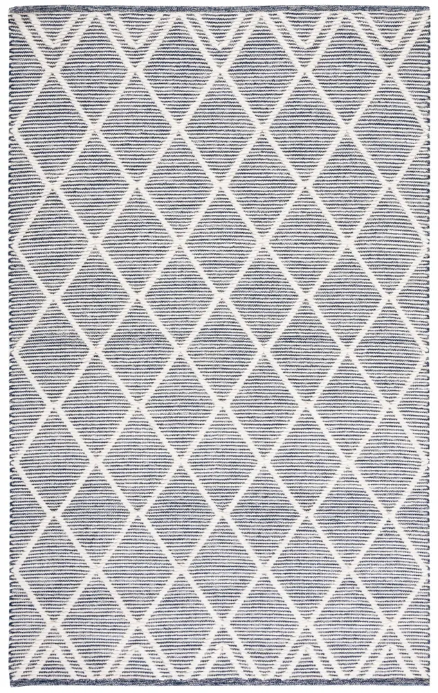 Safavieh Natura 4'-0