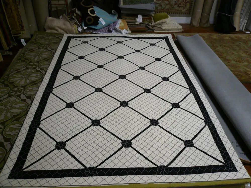 Safavieh Newport 3'-9