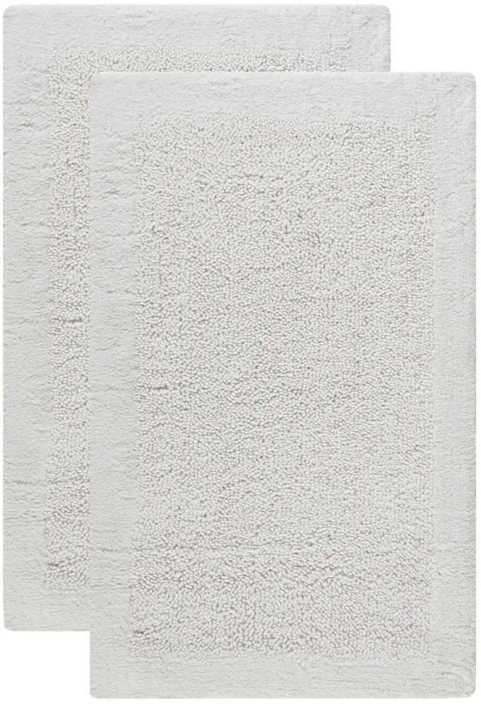 Safavieh Plush Master Bath 1'-9