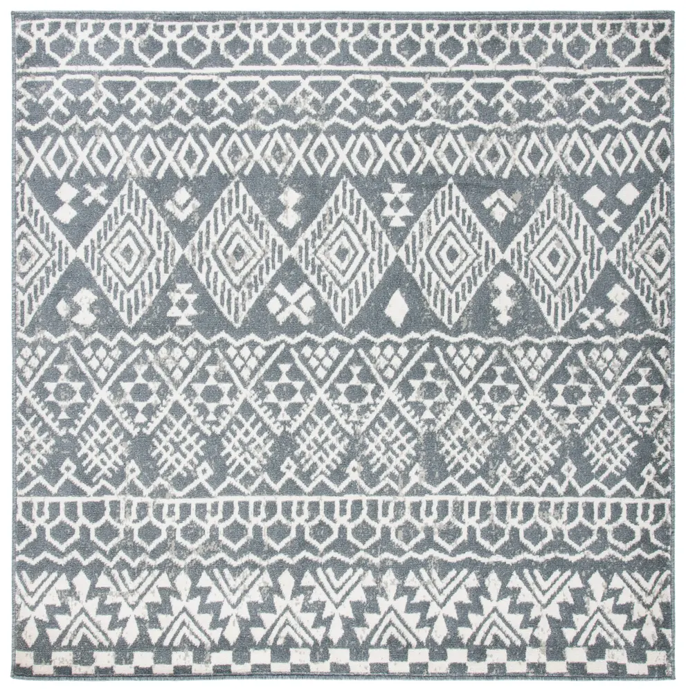 Safavieh Pyramid 6'-7