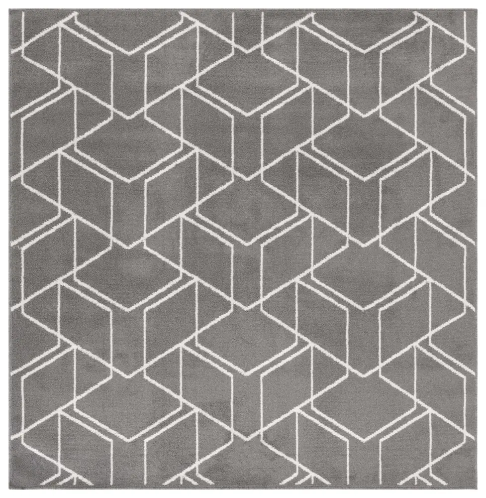 Safavieh Pyramid 6'-7