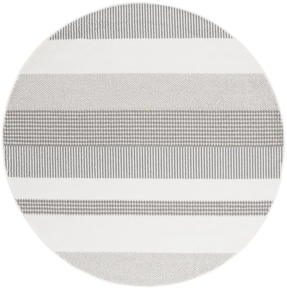 Safavieh Pyramid 6'-7