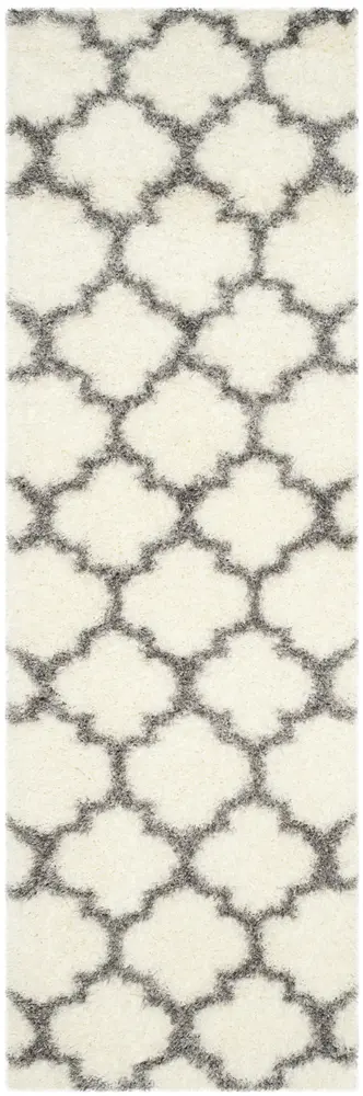 Safavieh Sgm-Montreal Shag 2'-3