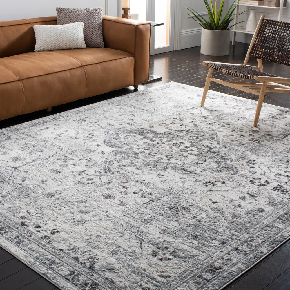 Safavieh Shivan 100 8'-0