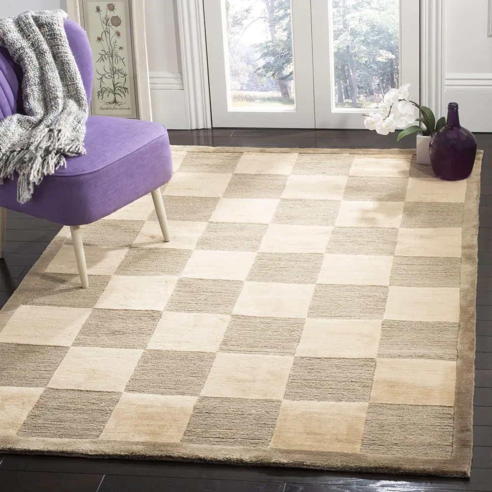 Safavieh Tibetan 5'-0