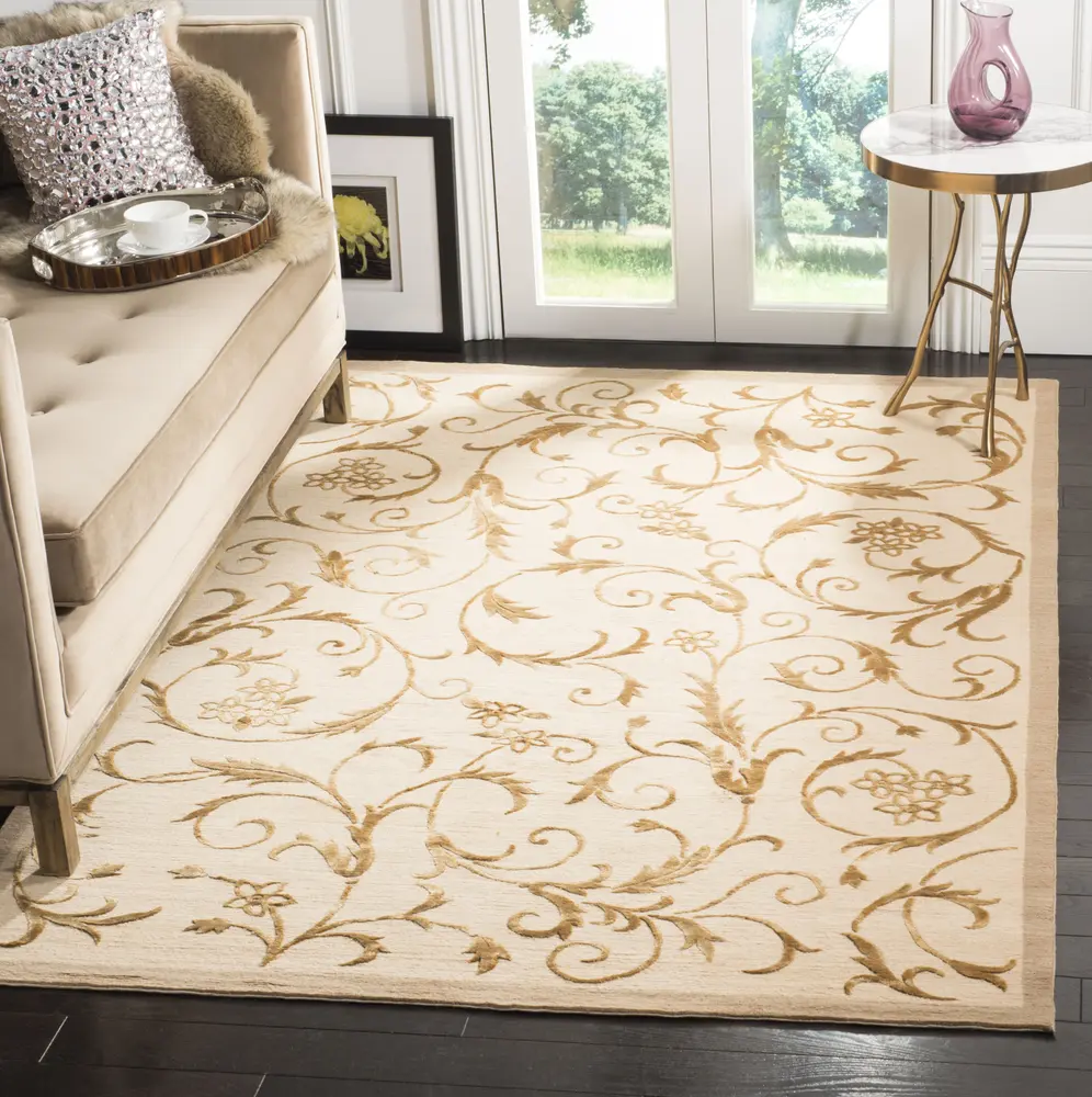 Safavieh Tibetan 4'-0