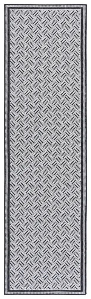 Safavieh Terrace 800 2'-3