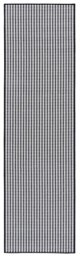 Safavieh Terrace 800 2'-3