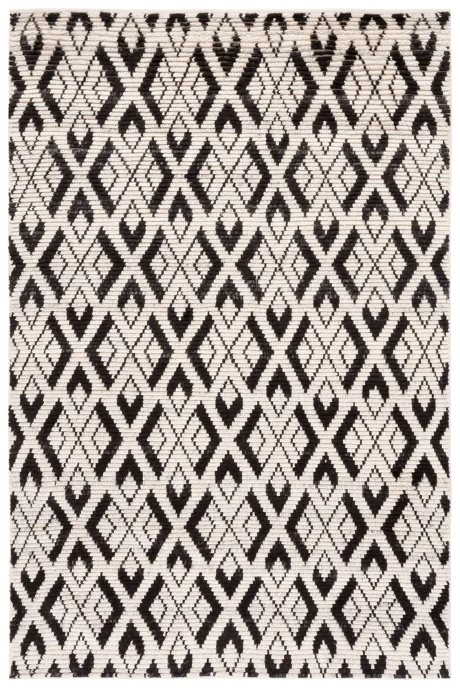 Safavieh Tibetan 5'-0