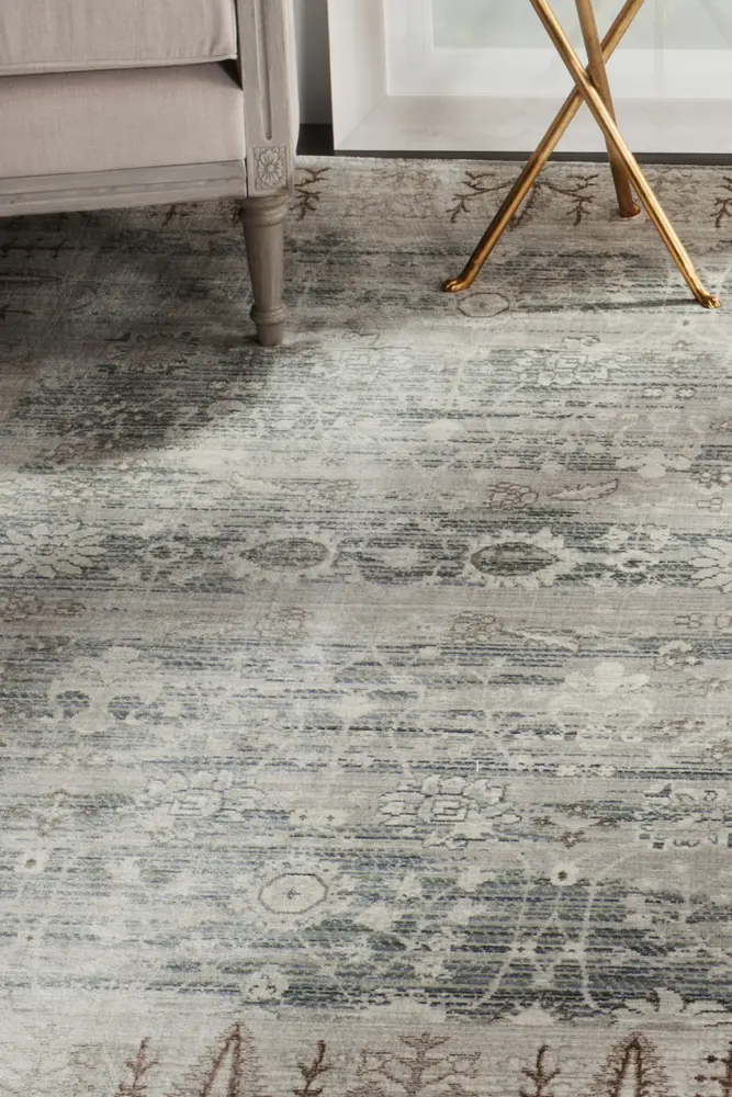 Safavieh Valencia 4'-0