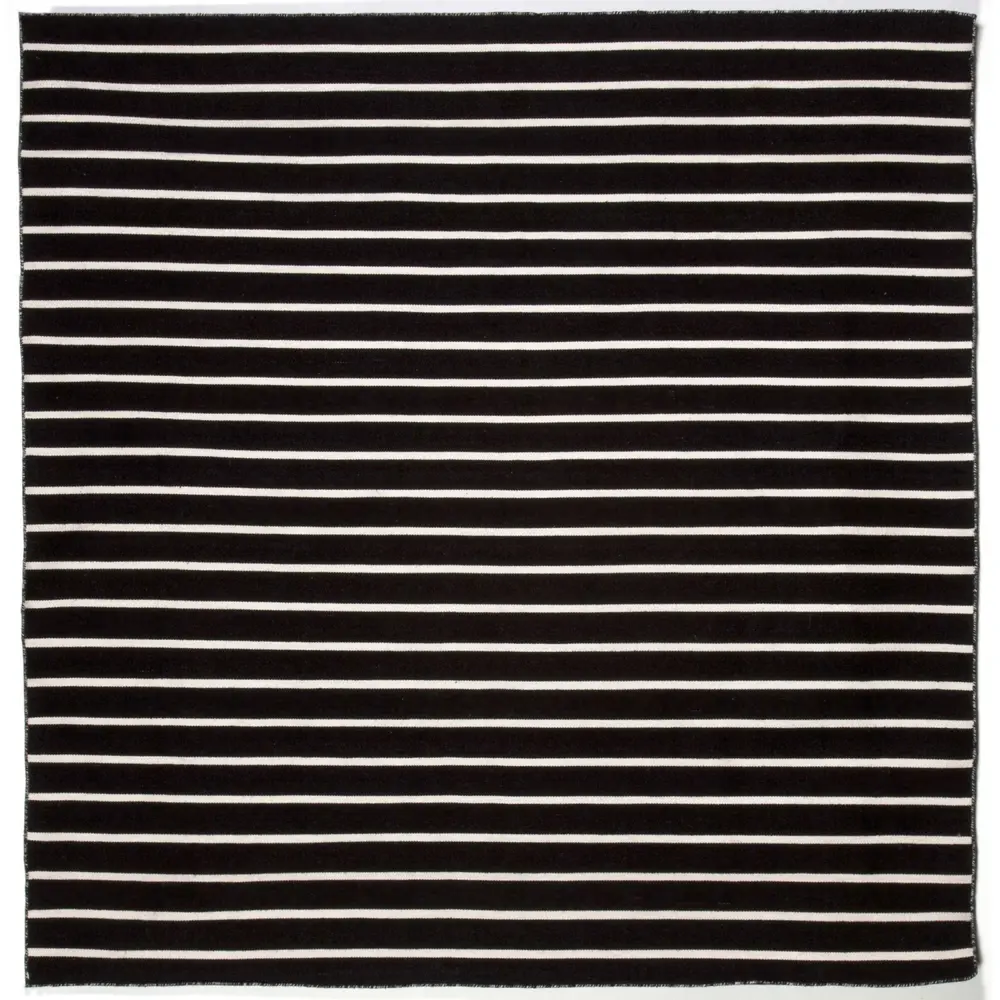 Liora Manne Sorrento Pinstripe Indoor/Outdoor Area Rug Black 8' Square