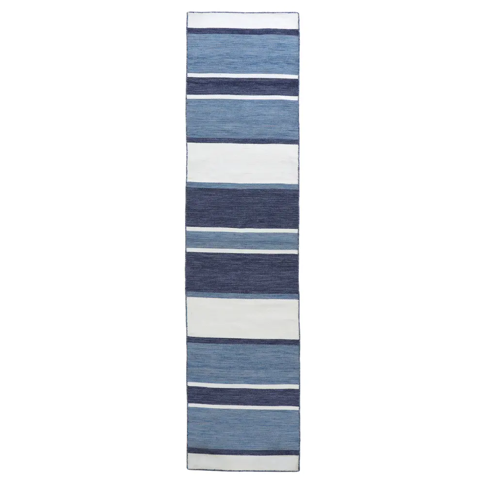 Liora Manne Sorrento Boat Stripe Indoor/Outdoor Area Rug Navy 2' x 8'
